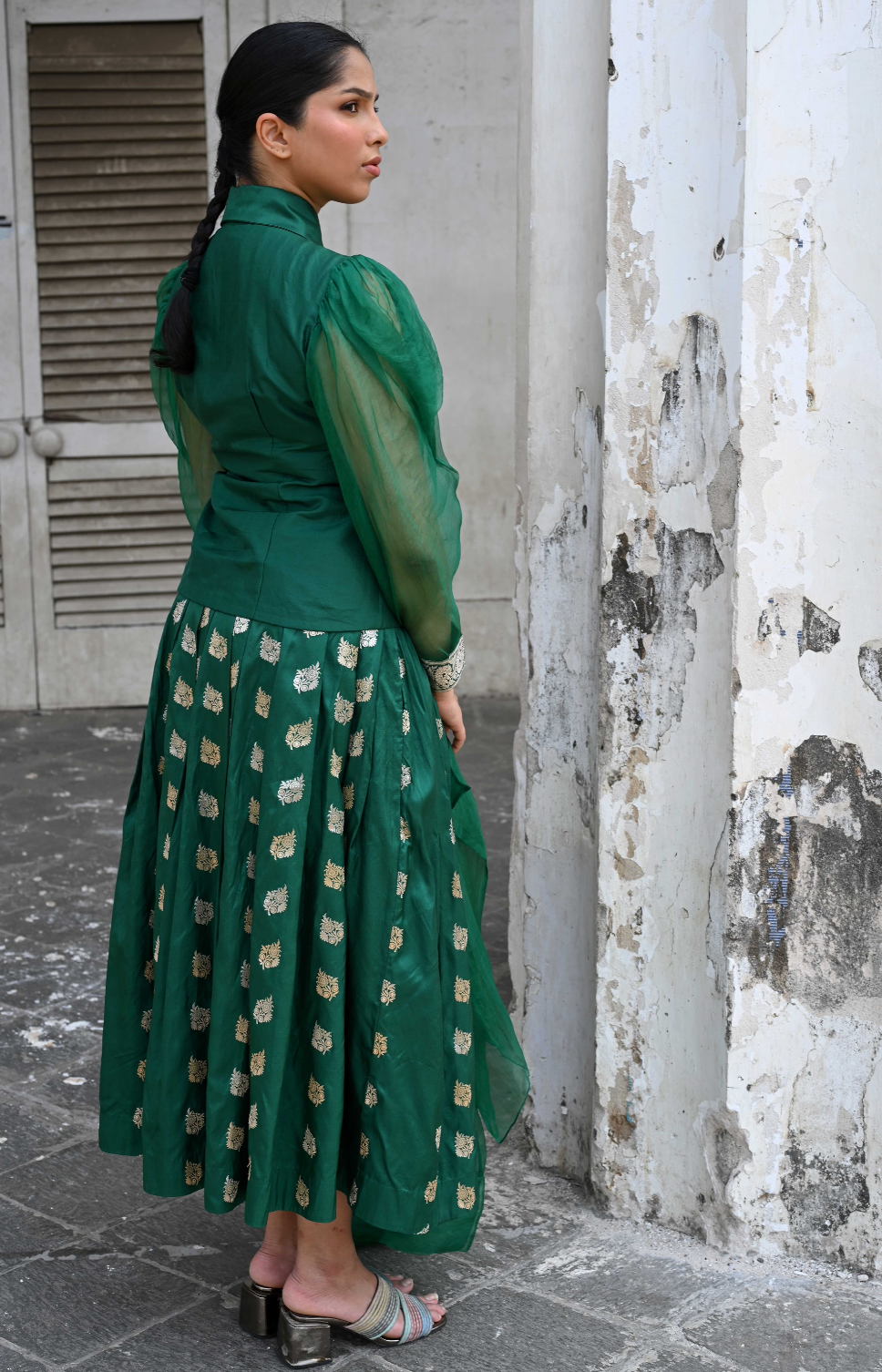 EMERALD GREEN BANARASI SHIRT, SKIRT & JACKET SET